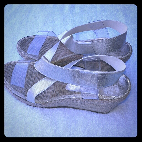 Andre Assous Espadrilles Wedge Sandals - Picture 1 of 5